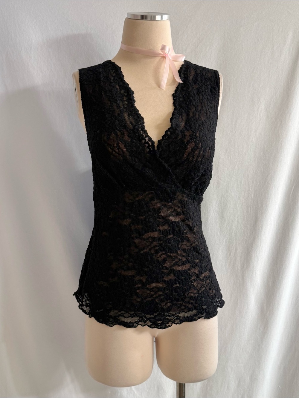 Vintage Y2K Black Lace Sleeveless Top